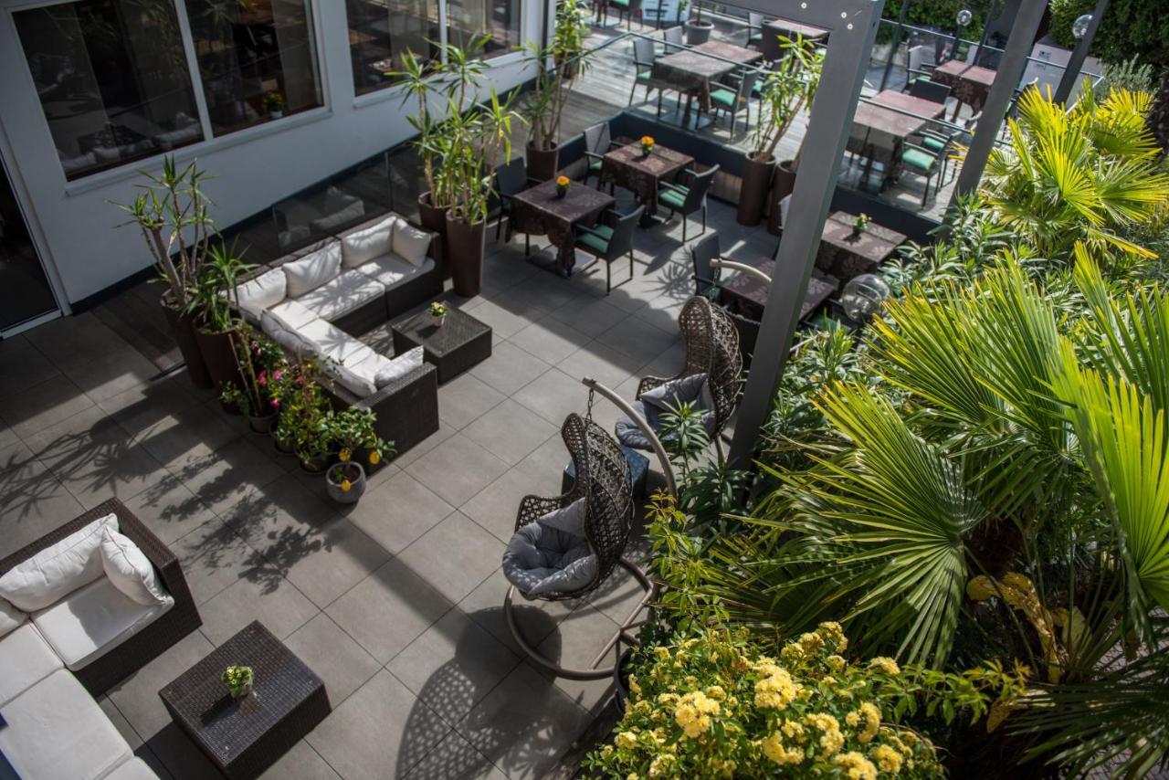 Hotel Ladurner Merano Exterior photo